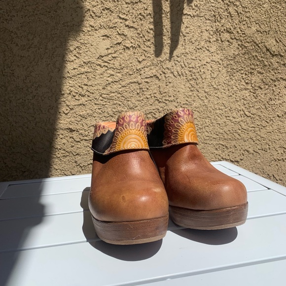 L’Artiste Spring Step Ursula brown leather clogs size 5 ( European 35) - Picture 3 of 16